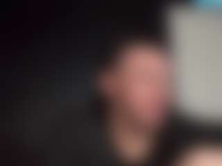 tallhungcloudyy's Live Sex Cam Show