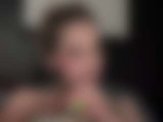 tallhungcloudyy's Live Sex Cam Show