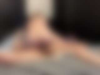 tallhungcloudyy's Live Sex Cam Show