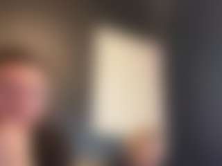 Live cam show with tallhungcloudyy - Mustache on Dare Cams