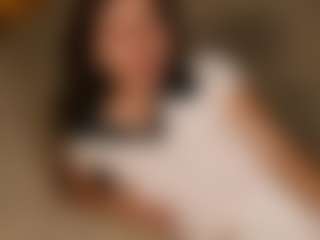Live cam show with AliceBellamy - Green Eyes on Camiplay Live