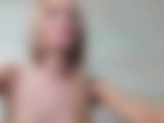 Aria-Lunerva's Live Sex Cam Show