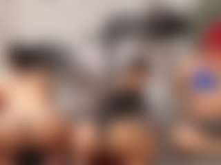 camila33hot's Live Sex Cam Show