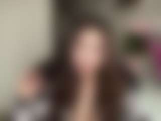 Live cam show with DeeannaAmidon - Skinny White on sexytreat.net