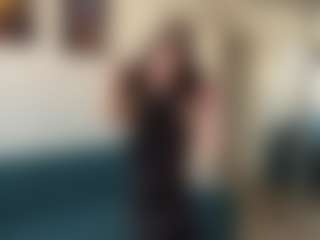 Live cam show with DeeannaAmidon - Striptease on Camming Site