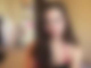 Live cam show with DeeannaAmidon - Fingering on madthumbs