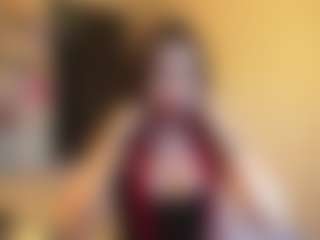 Live cam show with DeeannaAmidon - College on Milfs Live