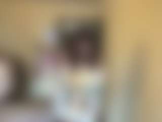 Ellie's Live Sex Cam Show
