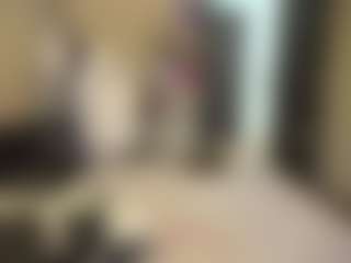 Ellie's Live Sex Cam Show