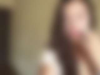 Live cam show with Ellie - College on AdultVida.com