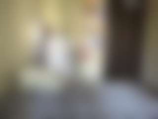 Ellie's Live Sex Cam Show