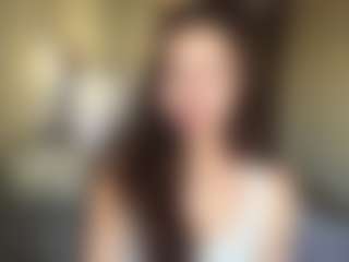 Live cam show with Ellie - Solo on CamClone