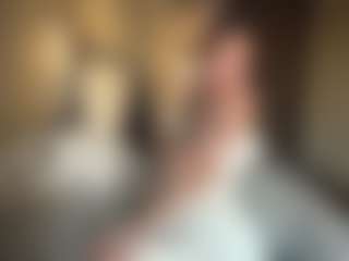 Ellie's Live Sex Cam Show
