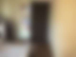 Live cam show with Ellie - Oil on Instabang
