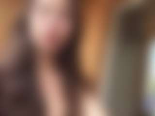 Live cam show with Ellie - College on liverealitysex.com