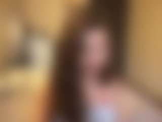 Live cam show with Ellie - Shaved on Camsoda