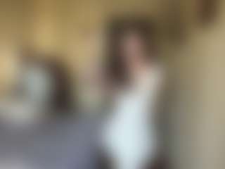 Ellie's Live Sex Cam Show