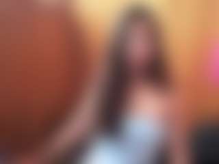 Live cam show with Ellie - Role Play on intimatelivegirls.com