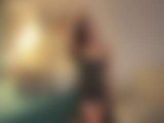 Live cam show with Ellie - Oil on SpankPalCams