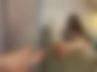 Live cam show with Ellie - Cute on SinfulBabes