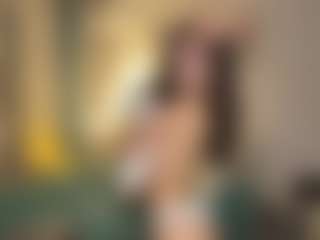 Ellie's Live Sex Cam Show