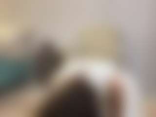 Show Live Sex Cam Ellie