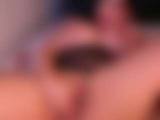 Live cam show with electrahells - Deepthroat on Camming Site