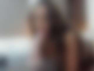 EmeraldKatt's Live Sex Cam Show