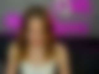 Live cam show with Emmaa-Kimm - Wet on crypto-cams