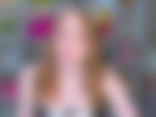Live cam show with Emmaa-Kimm - Young Adult on AdultVida.com
