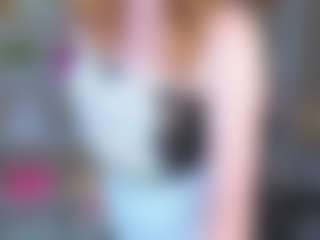 Emmaa-Kimm's Live Sex Cam Show