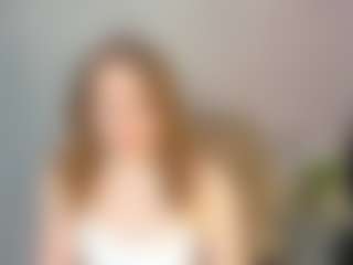 Emmaa-Kimm's Live Sex Cam Show