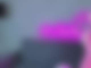 Live cam show with Emmaa-Kimm - Skinny on xxxlivecams.org