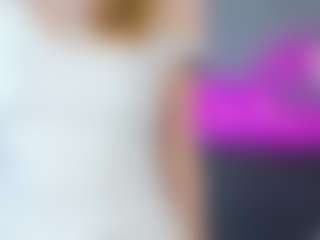 Live cam show with Emmaa-Kimm - Skinny on Strip Flash - Live Sex Shows