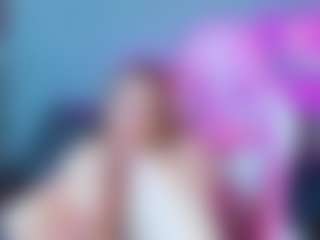 Emmaa-Kimm's Live Sex Cam Show