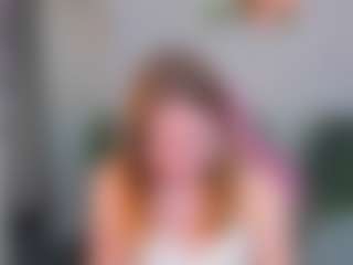 Emmaa-Kimm's Live Sex Cam Show