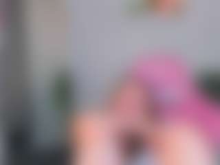 Emmaa-Kimm's Live Sex Cam Show