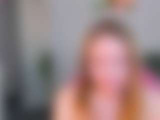 Live cam show with Emmaa-Kimm - Big Ass on Hubzter Live