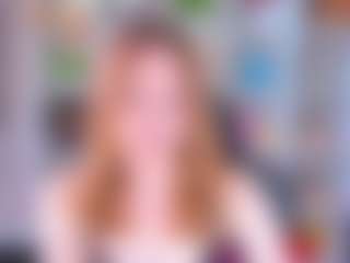 Live cam show with Emmaa-Kimm - Joi on Lustler