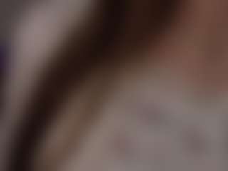 Live cam show with IvelisseMotteshard - Domination on CamwithHer