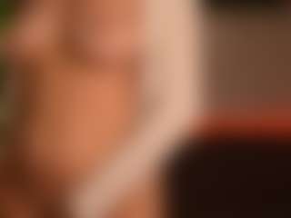 Live cam show with JayleeKrys - Gray Eyes on livesuperchat.net