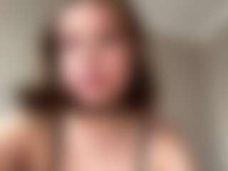 Live cam show with Julia - Nipple Piercings on CamClone