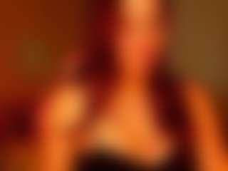 Live cam show with Julia - Joi on CamClone