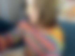 Kira-Be11's Live Sex Cam Show