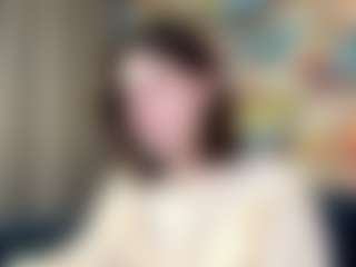 Kira-Be11's Live Sex Cam Show