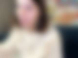 Live cam show with Kira-Be11 - Pretty on TastyBlacksLive