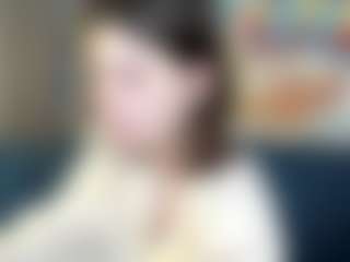 Live cam show with Kira-Be11 - Pretty on Pornisteam.com