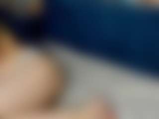 Kira-Be11's Live Sex Cam Show