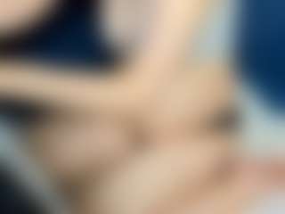 Live cam show with Kira-Be11 - Pretty on dropp.cam