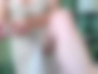 LeticiaRomano MILF webcam performer live streaming